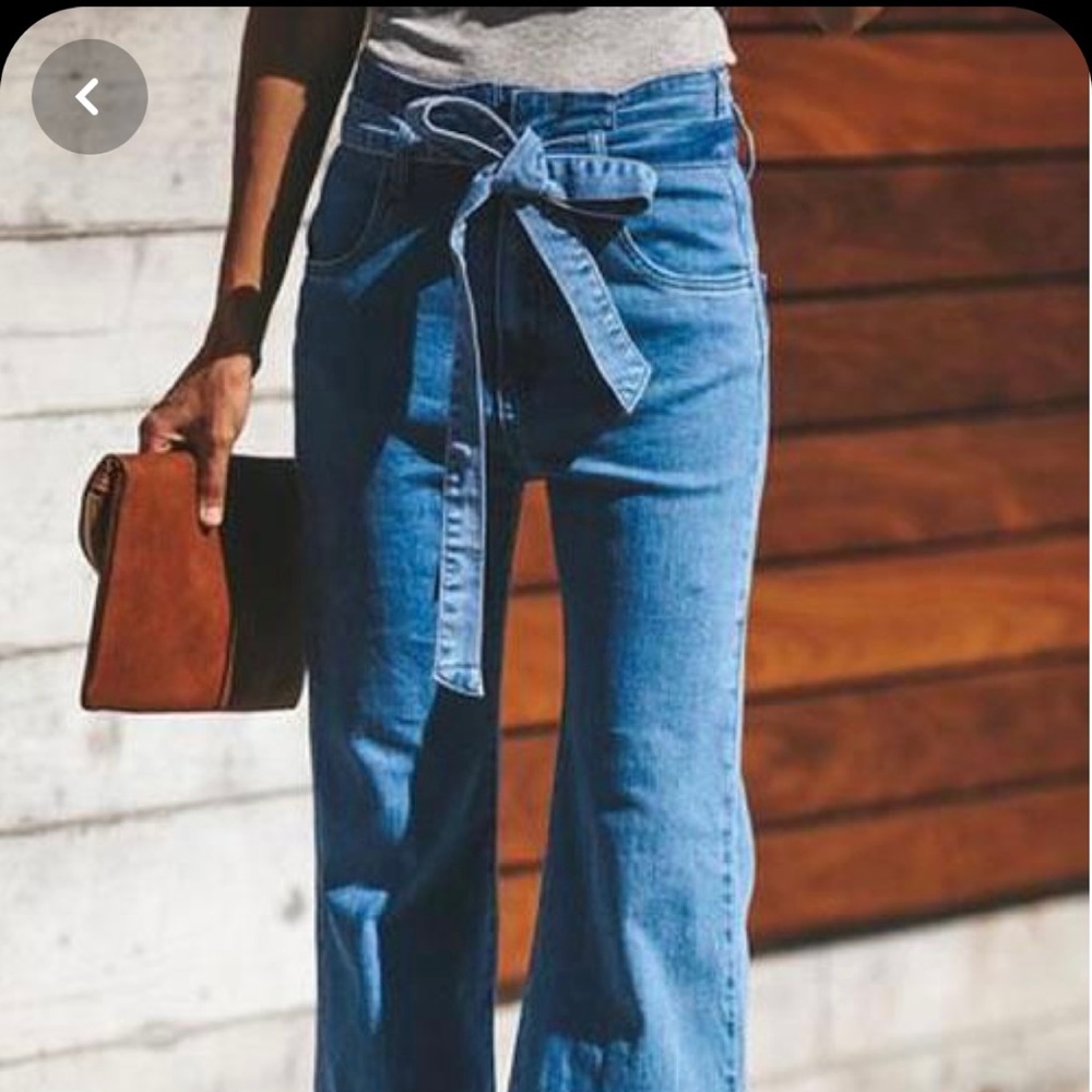 High rise boot cut jeans with tie size small
